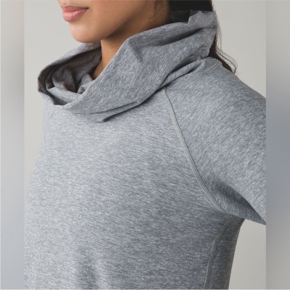 LULULEMON Make A Move Long Sleeve Funnel Neck Pullover - Picture 3 of 10